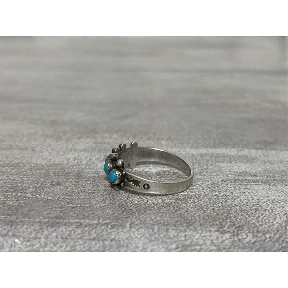Native American Zuni Turquoise Petit Point Ring Sz 8 Snake Eyes Arrow - Picture 4 of 10